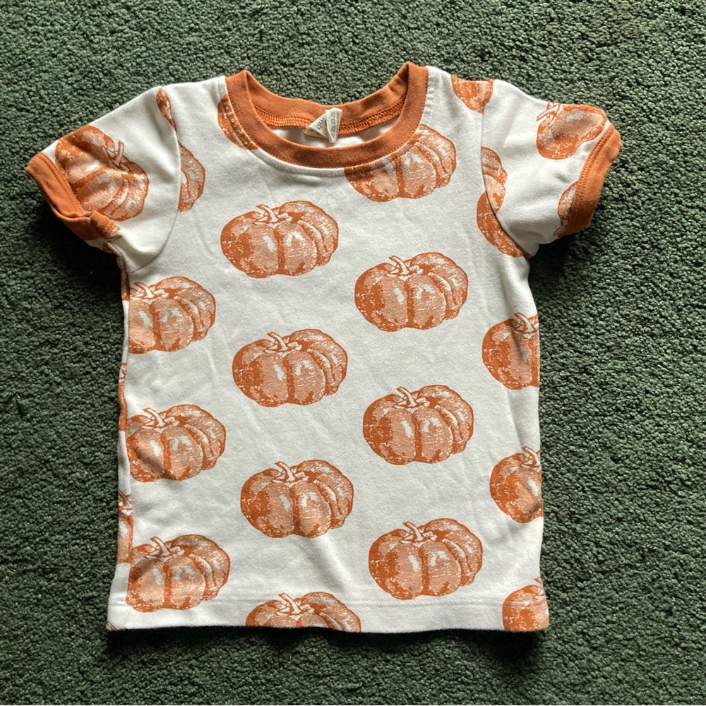 Kate Quinn 2T cotton pumpkin ringer t-shirt
